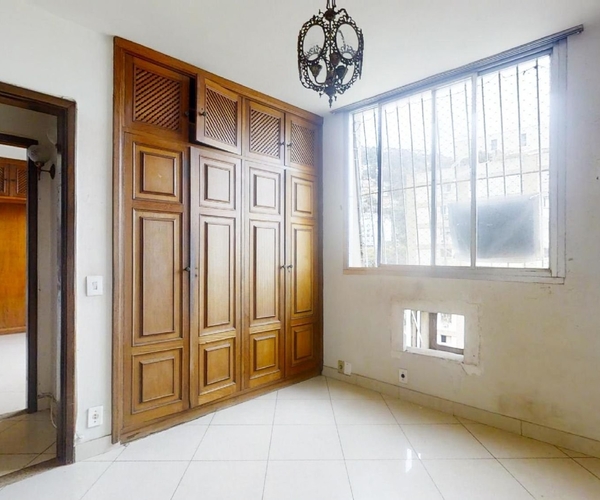 Apartamento à venda em Laranjeiras com 80 m²,  3 quartos 