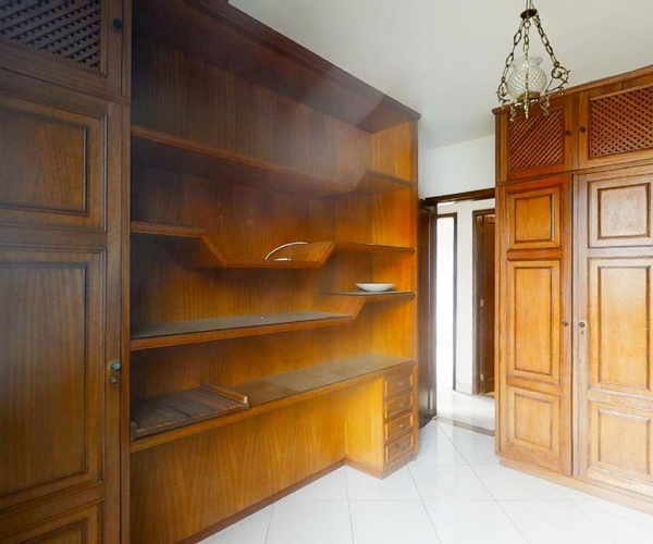 Apartamento à venda em Laranjeiras com 80 m²,  3 quartos 