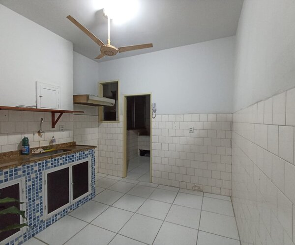 Apartamento para alugar com 3 quartos com dependência completa no Jardim Botânico 