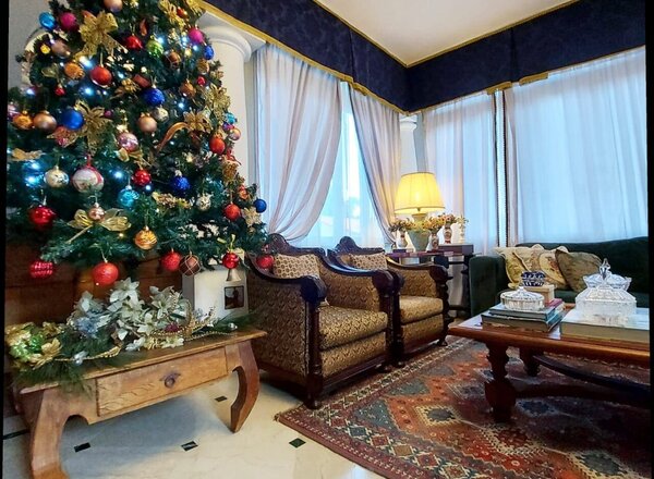 Casa à venda com 1040 m² - 7 quartos