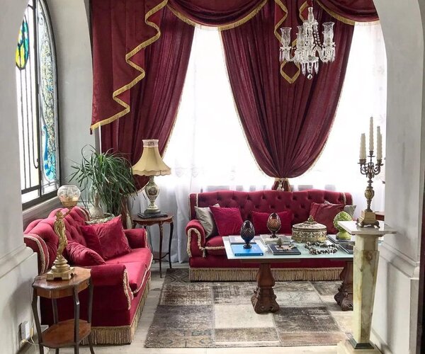 Casa à venda com 1040 m² - 7 quartos