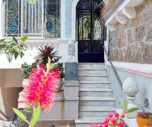 Casa à venda com 1040 m² - 7 quartos