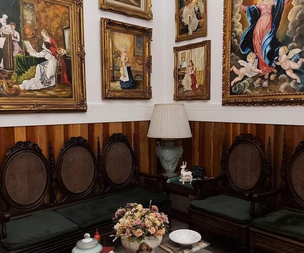 Casa à venda com 1040 m² - 7 quartos