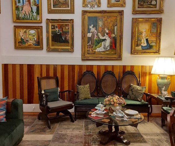 Casa à venda com 1040 m² - 7 quartos