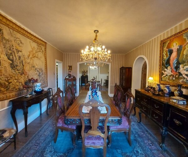 Casa à venda com 1040 m² - 7 quartos