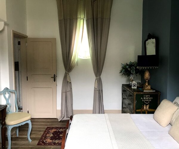 Casa à venda com 1040 m² - 7 quartos