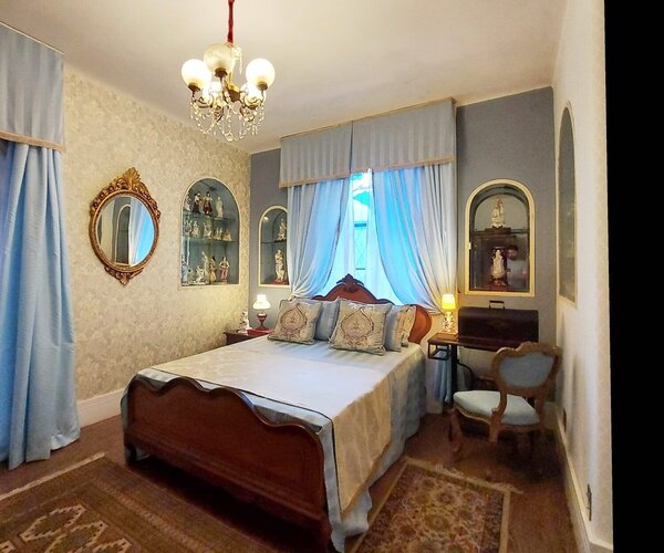 Casa à venda com 1040 m² - 7 quartos