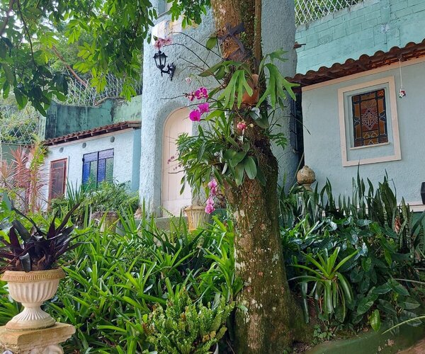 Casa à venda com 1040 m² - 7 quartos