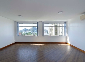 Apartamento à venda no Leblon com 140m², 3 quartos