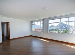 Apartamento à venda no Leblon com 140m², 3 quartos