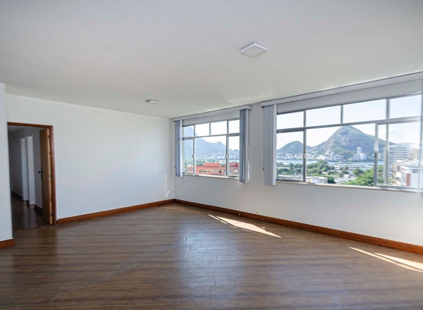 Apartamento à venda no Leblon com 140m², 3 quartos