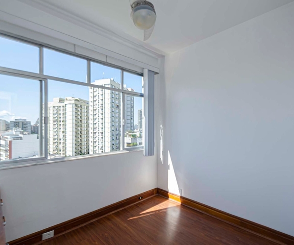 Apartamento à venda no Leblon com 140m², 3 quartos