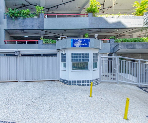 Apartamento à venda em Laranjeiras com 86 m²,  2 quartos 