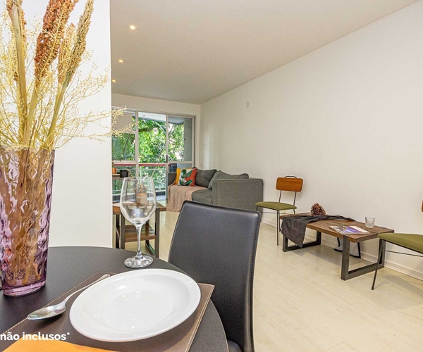 Apartamento à venda em Laranjeiras com 86 m²,  2 quartos 